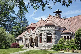 Pequot Library